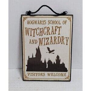 HARRY POTTER HOGWARTS DOUBLE SIDED 8” WELCOME & DO NOT ENTER HANGING WOOD SIGN